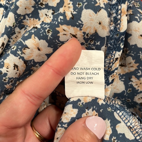 Floral peplum top - Picture 4 of 5